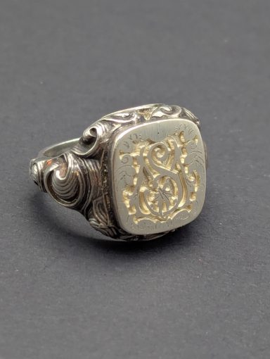 Siegelring Monogramm